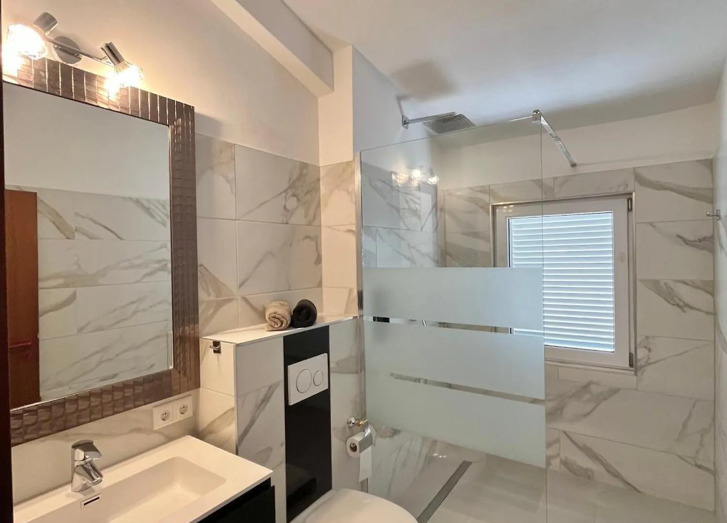 Rosa Apartment Vir 0*,  Croatia